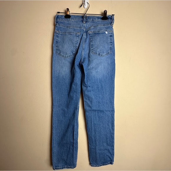 Gap | The Cheeky Straight Leg Jean in Light Vintage Wash Women’s Size 0 / 25 - Picture 5 of 15